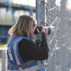 Ellen Kox aan het fotograferen